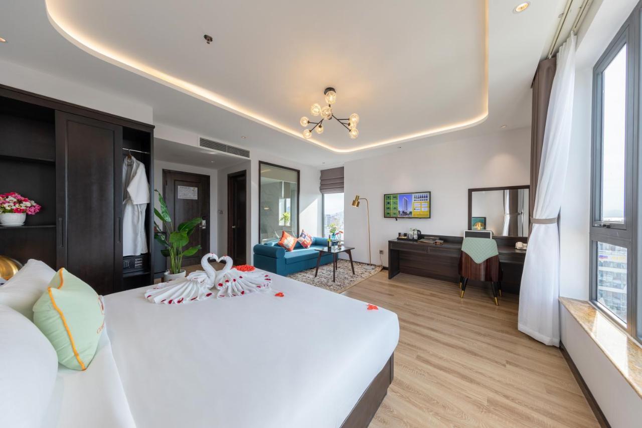 Cordial Grand Hotel Da Nang Beach - Infinity Rooftop Pool Exterior foto